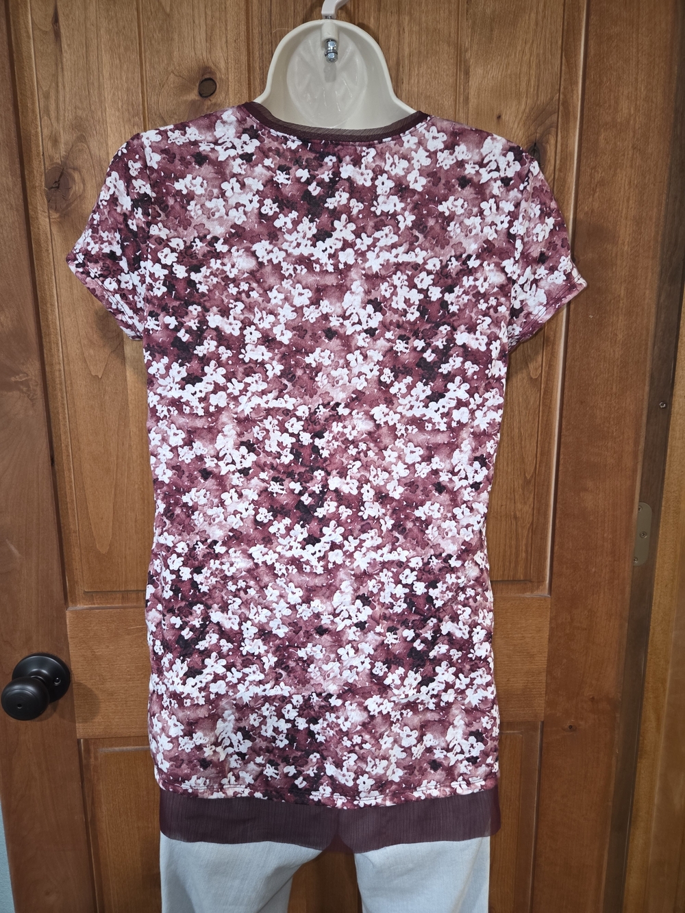 Simply Vera Vera Wang Burgundy Floral Short-Sleeve Tee - Picture 7 of 11